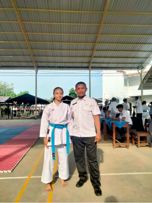 Atlet Pencak Silat O2SN SMAN 3 Pati juara 1 dan 3  tingkat Kabupaten.
